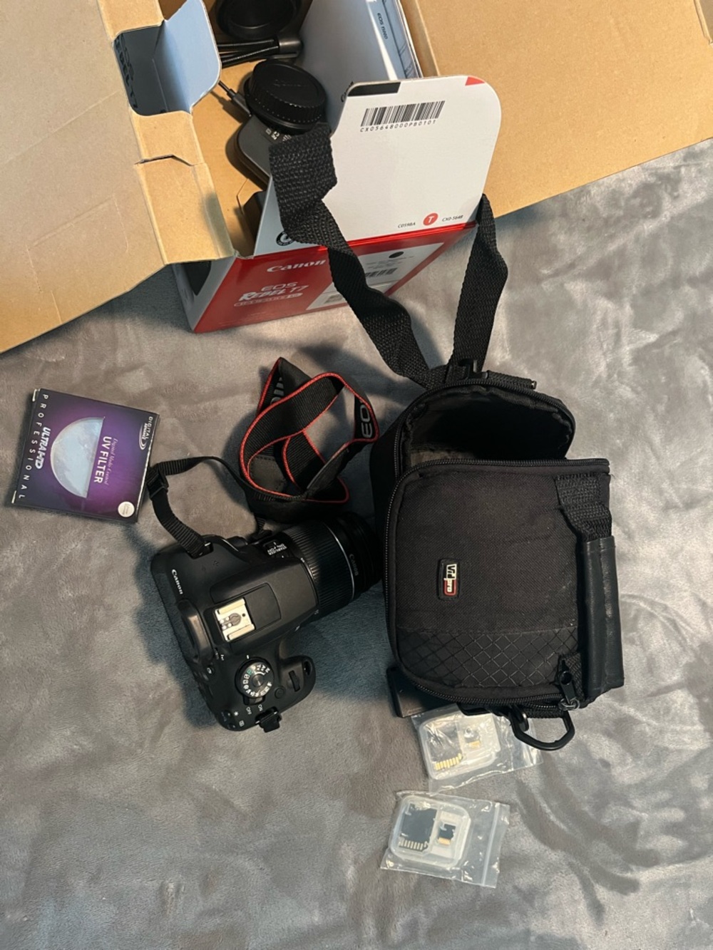 Canon EOS Rebel T7 DSLR Camera Kit - Black & White Box - Picture 6 of 11